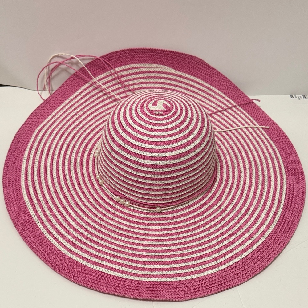 Women’s Pink and White Wide Brim Sun Hat